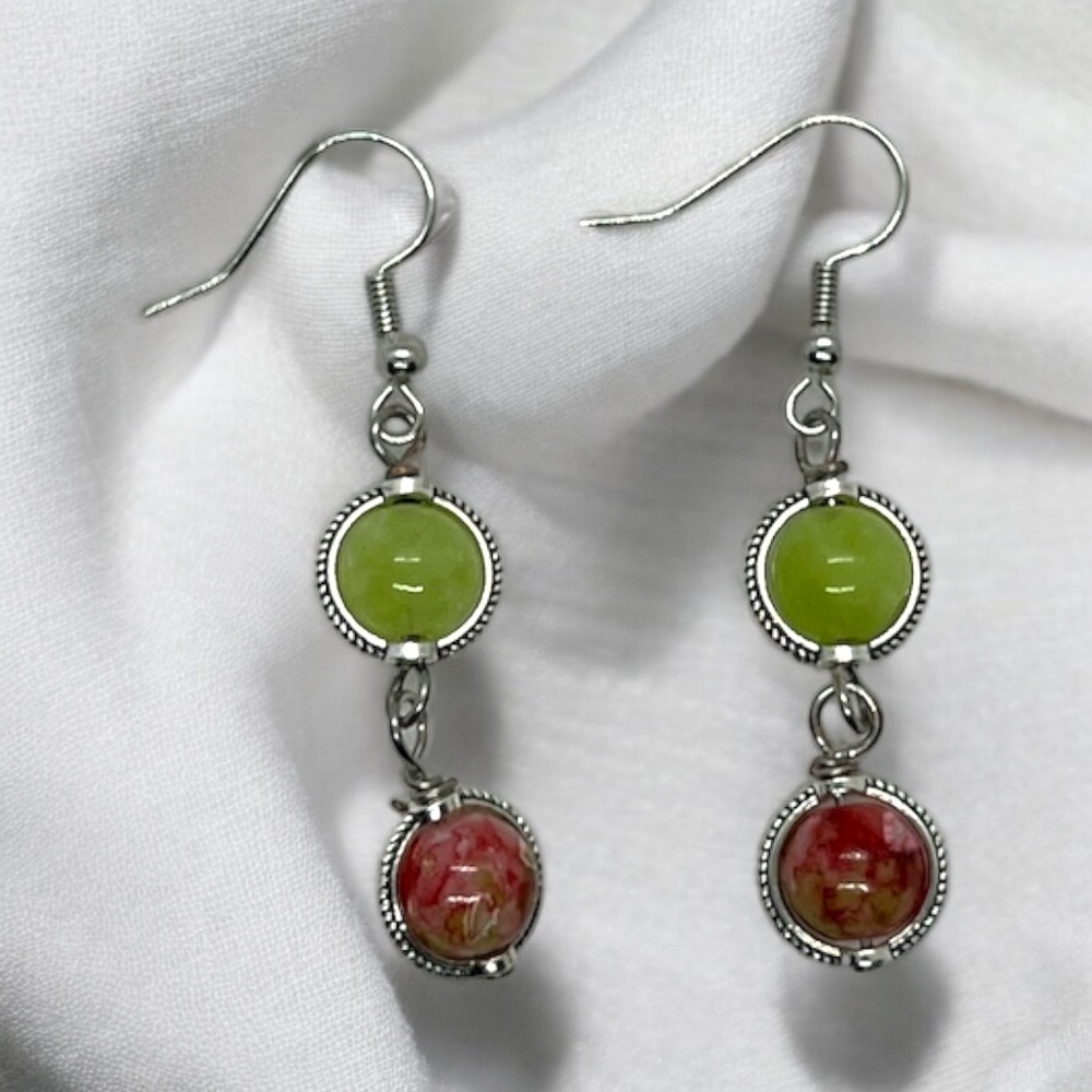 Handmade Elegance: Green & Red Natural Stone Earrings